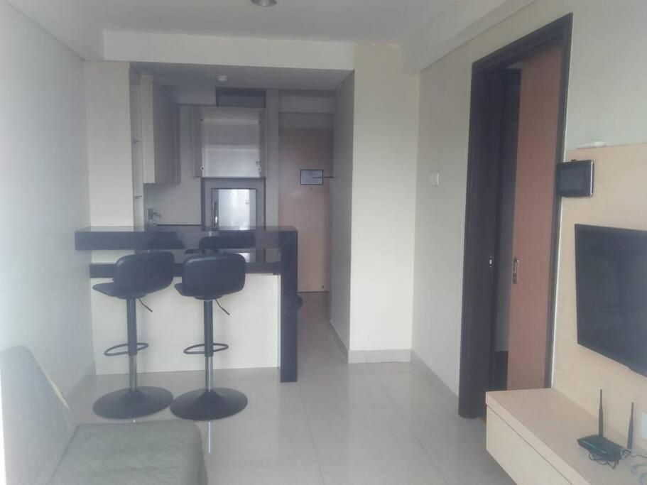 Mg Suite 1Bedroom Apartment By Just Inn Management سيمارانغ المظهر الخارجي الصورة